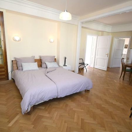 Marktplatz Mountain View Gmunden Bagian luar foto
