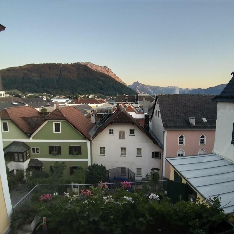 Marktplatz Mountain View Gmunden Bagian luar foto